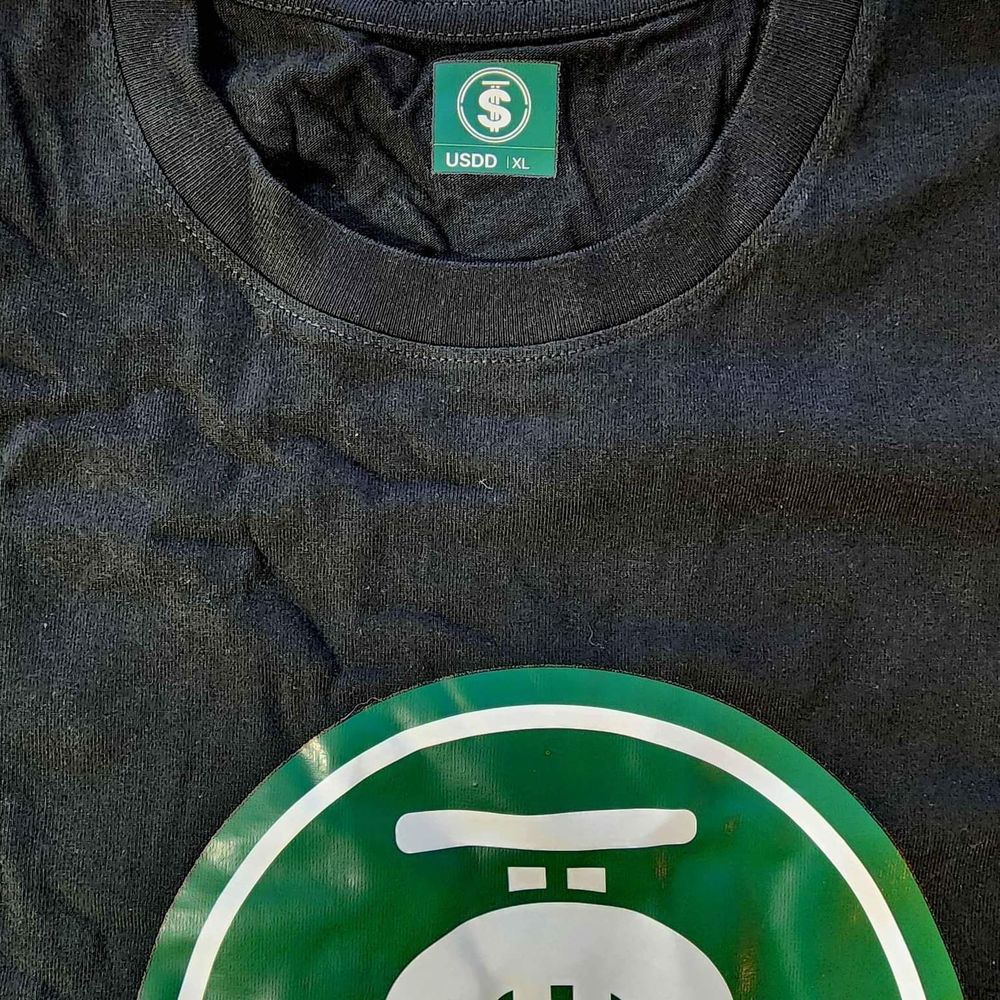 USDD Blockchain Stablecoin Logo Black Graphic T-Shirt Men's XL Crew Neck Tee - Picture 4 of 5